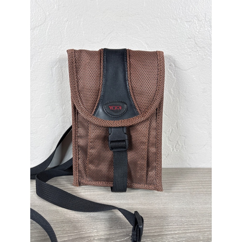 Vintage Tumi T2 Brown Ballistic Nylon Travel Wallet Crossbody Neck Pouch Bag